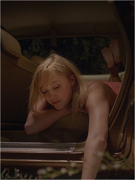 it follows affiche
