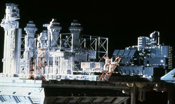 outland 2