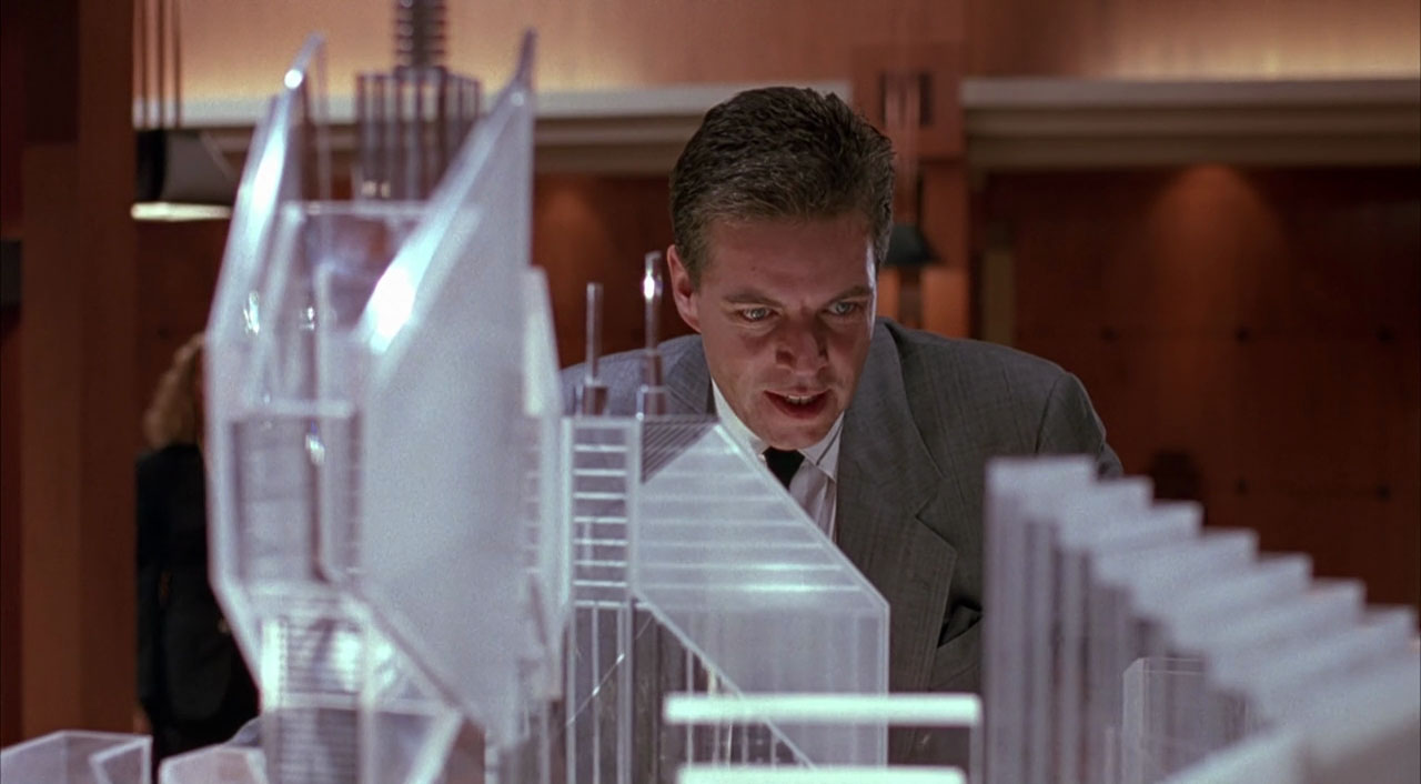 DARKMAN IMAGE 3 CLIFF AND CO