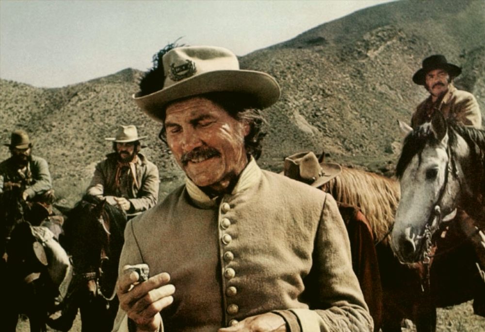 Les_Collines_de_la_terreur_2-cliff-and-co