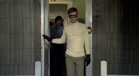 dead of night le mort vivant image 4 cliff and co.jpg