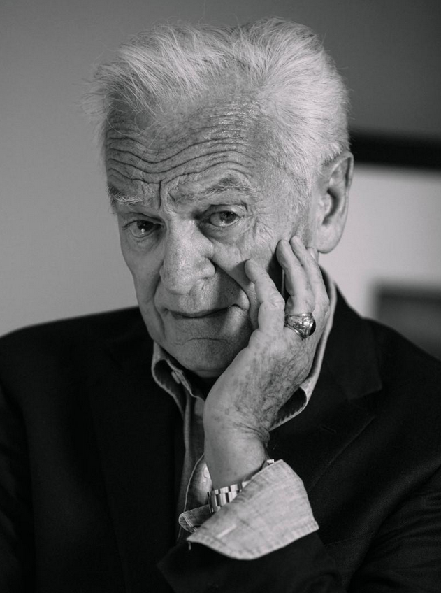 Philippe Labro dans son bureau parisien le 8 mai 2017 ©Philippe Quaisse / Pasco